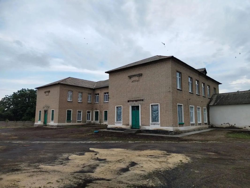 Республика Коми продолжает ремонт в Новодарьевской школе имени В.Д. Луганского