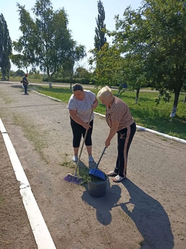 Наводим порядок вместе: в Белокуракинском округе продолжаются работы по благоустройству Наводим порядок вместе: в Белокуракинском округе продолжаются работы по благоустройству