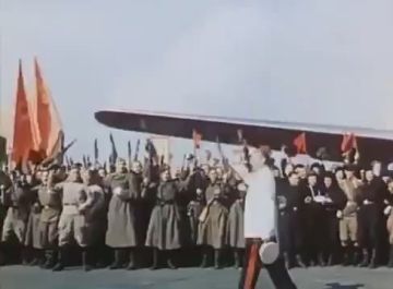 17 июля. 1945. Потсдамская (Берлинская) конференция глав правительств главных держав-победительниц во Второй мировой войне – Сталин, Черчилль и Трумэн