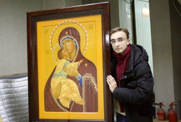 Сегодня, в День памяти преподобного Андрея Рублёва, — Алексей Кононенко, член Союза художников ЛНР и РФ, иконописец