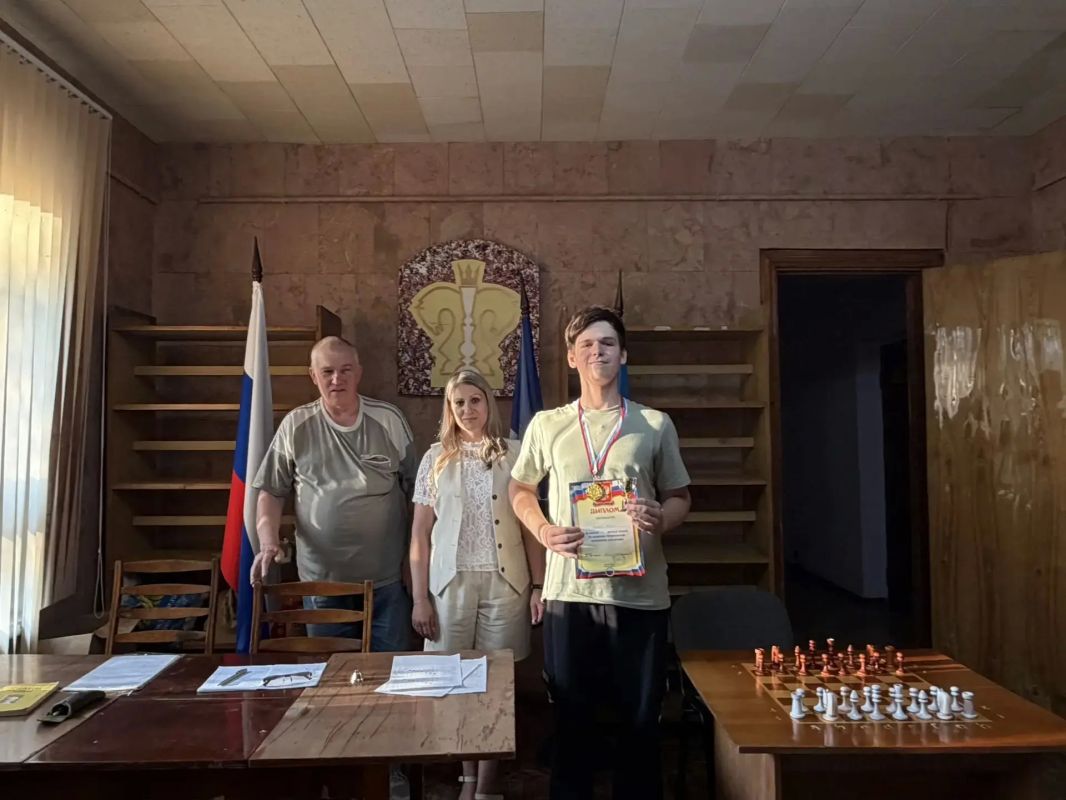 В Молодогвардейске состоялся шахматный турнир среди начинающих спортсменов В Молодогвардейске состоялся шахматный турнир среди начинающих спортсменов