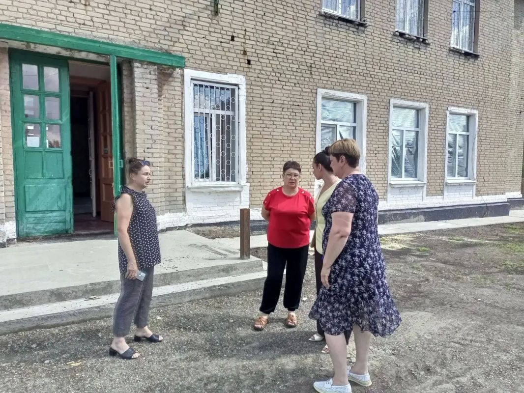 Андрей Рубанцов: Продолжаем обновлять школы и детские сады нашего городского округа благодаря поддержке Республики Коми Андрей Рубанцов: Продолжаем обновлять школы и детские сады нашего городского округа благодаря поддержке Республики Коми