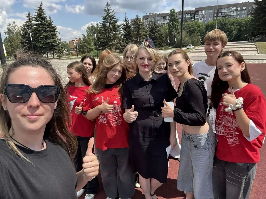 В Алчевске напомнили о цене детской безопасности В Алчевске напомнили о цене детской безопасности