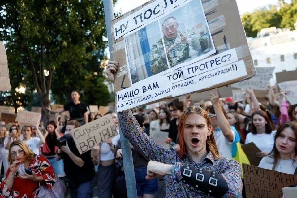 Николай Долгачёв: На Украине майдан! Ну, как сказать "майдан" Николай Долгачёв: На Украине майдан! Ну, как сказать "майдан"
