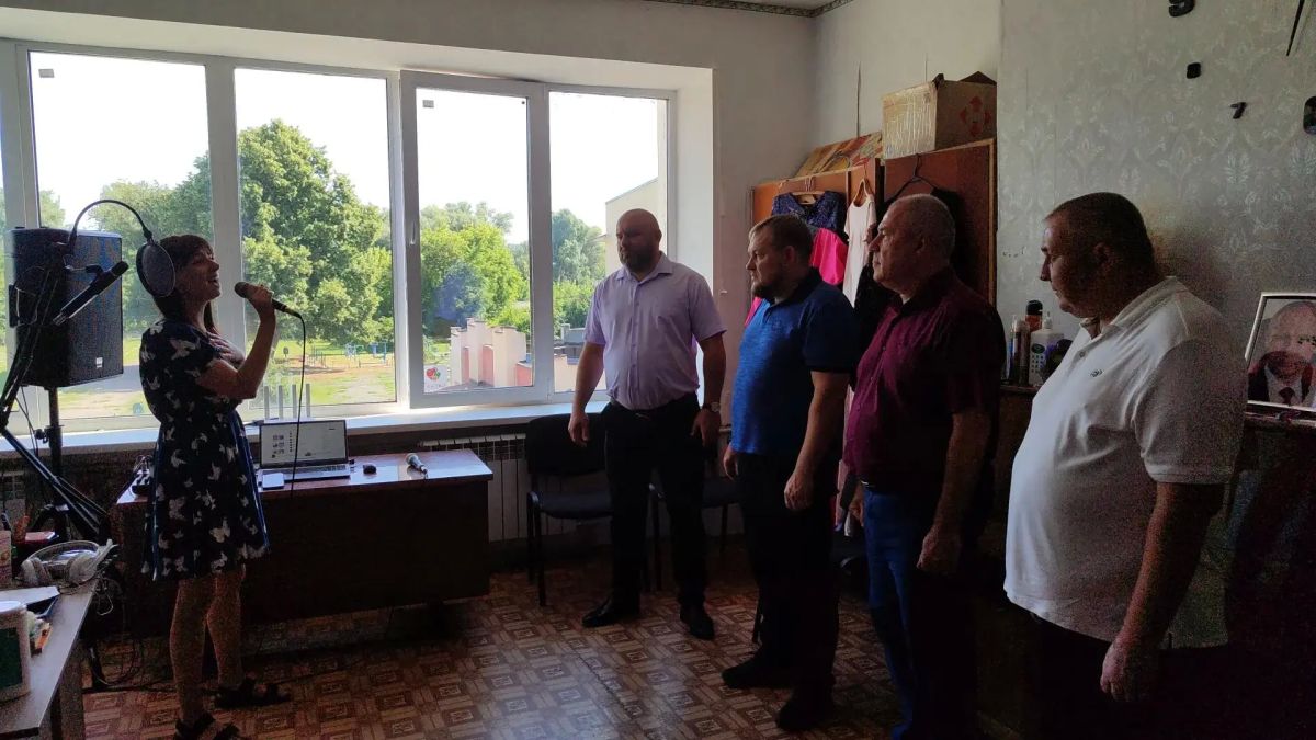 Зампредседателя парламента Денис Колесников посетил Кременную Зампредседателя парламента Денис Колесников посетил Кременную