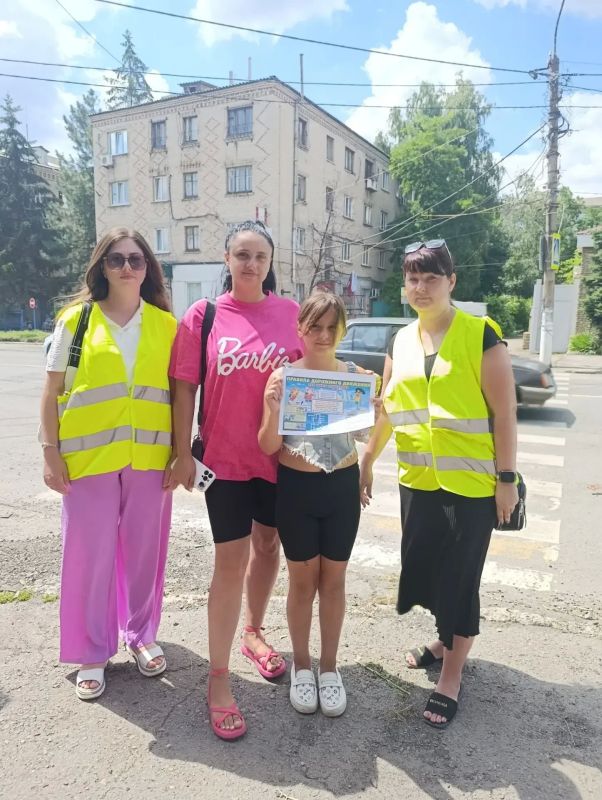 Родители учащихся 3-х классов Ровеньковской гимназии имени писателя Н. Трублаини провели важный профилактический рейд «Родительский патруль»! Родители учащихся 3-х классов Ровеньковской гимназии имени писателя Н. Трублаини провели важный профилактический рейд «Родительский патруль»!