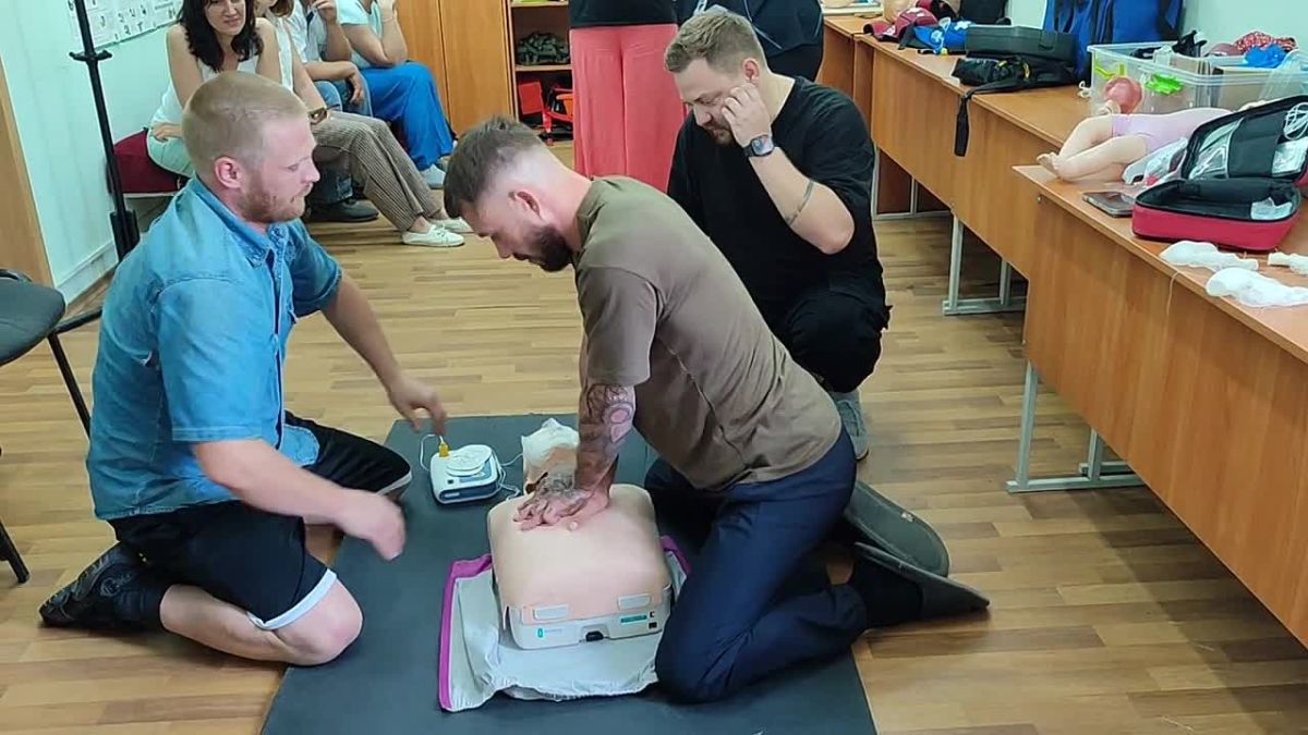 Инструкторы Школы медицины катастроф обучили очередную группу из 20 человек