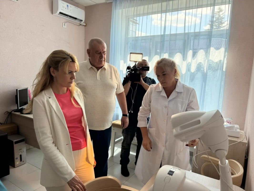 Сенатор РФ Дарья Лантратова посетила санаторий «Незабудка» в Луганске Сенатор РФ Дарья Лантратова посетила санаторий «Незабудка» в Луганске