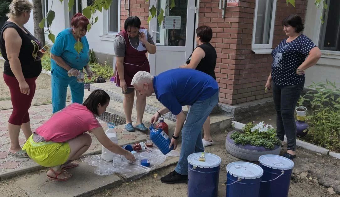 «Яркое детство»: Детские площадки по всей республике становятся ярче и безопаснее «Яркое детство»: Детские площадки по всей республике становятся ярче и безопаснее