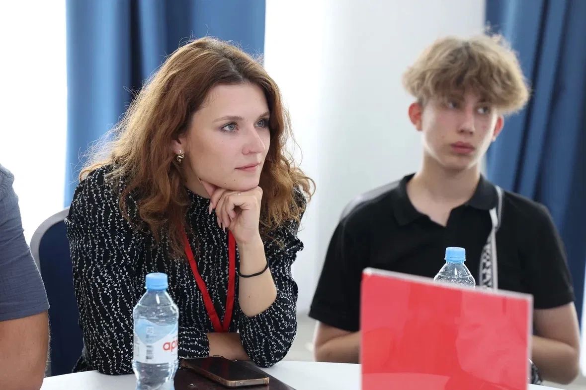 Диалог без барьеров. В центре «Пионер» прошла «Подростковая лаборатория» – встреча, где взрослые и подростки смогли открыто поговорить друг с другом Диалог без барьеров. В центре «Пионер» прошла «Подростковая лаборатория» – встреча, где взрослые и подростки смогли открыто поговорить друг с другом