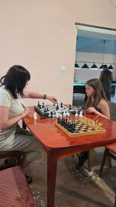 «„Белая ладья“ объединила поколения: на поселке Дзержинский прошёл шахматный турнир» «„Белая ладья“ объединила поколения: на поселке Дзержинский прошёл шахматный турнир»