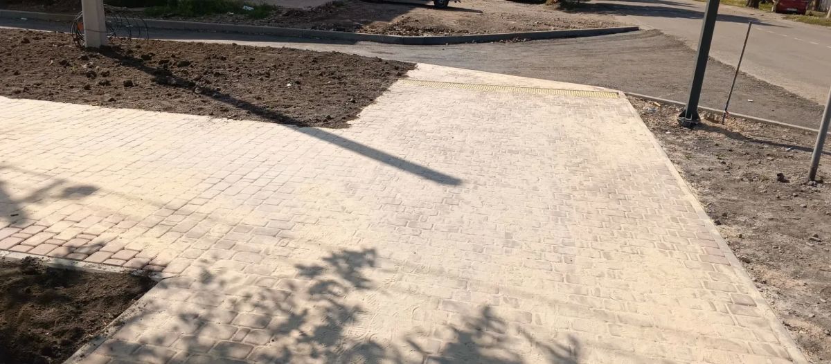 БЛАГОУСТРОЙСТВО ПРОДОЛЖАЕТСЯ БЛАГОУСТРОЙСТВО ПРОДОЛЖАЕТСЯ