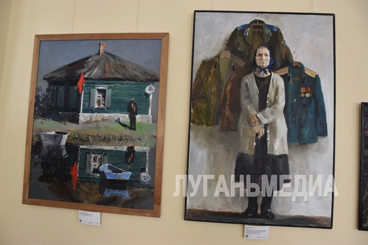 Известные художники провели экскурсию в стахановском музее Известные художники провели экскурсию в стахановском музее