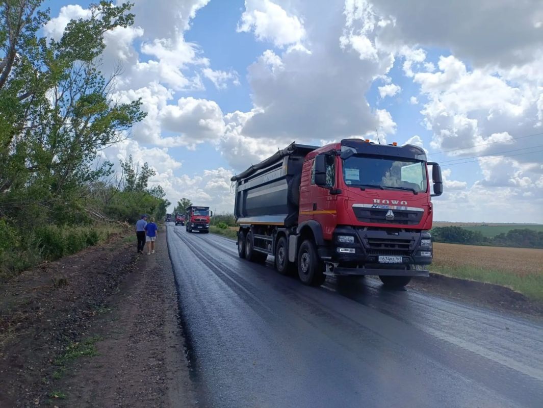 В селе Новоалександровка продолжаются работы по ремонту дороги в рамках Народной программы В селе Новоалександровка продолжаются работы по ремонту дороги в рамках Народной программы