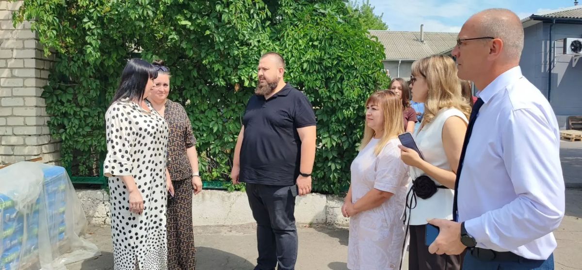 Народная программа в действии: в Антраците продолжается ремонт детского сада №13 «Барвинок» Народная программа в действии: в Антраците продолжается ремонт детского сада №13 «Барвинок»