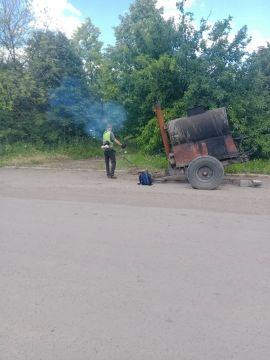 В Ровеньках продолжаются работы по благоустройству территорий