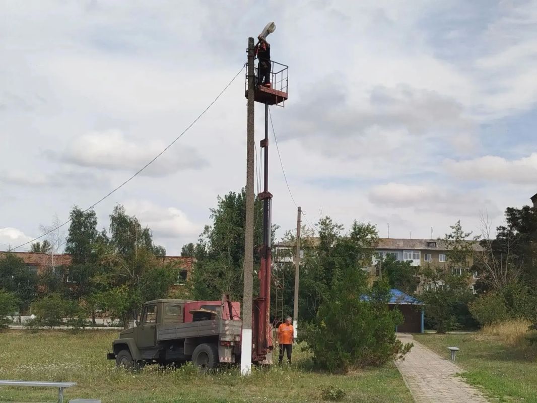 МУП «Горсвет» приступило к плановым ремонтным работам на линиях наружного освещения в городе Петровское