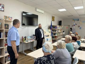 Красный Луч с рабочим визитом посетил депутат Народного Совета ЛНР Иван Санаев