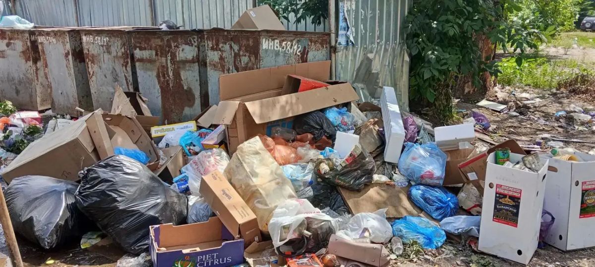 Благоустройство города: ежедневная работа коммунальных служб продолжается Благоустройство города: ежедневная работа коммунальных служб продолжается