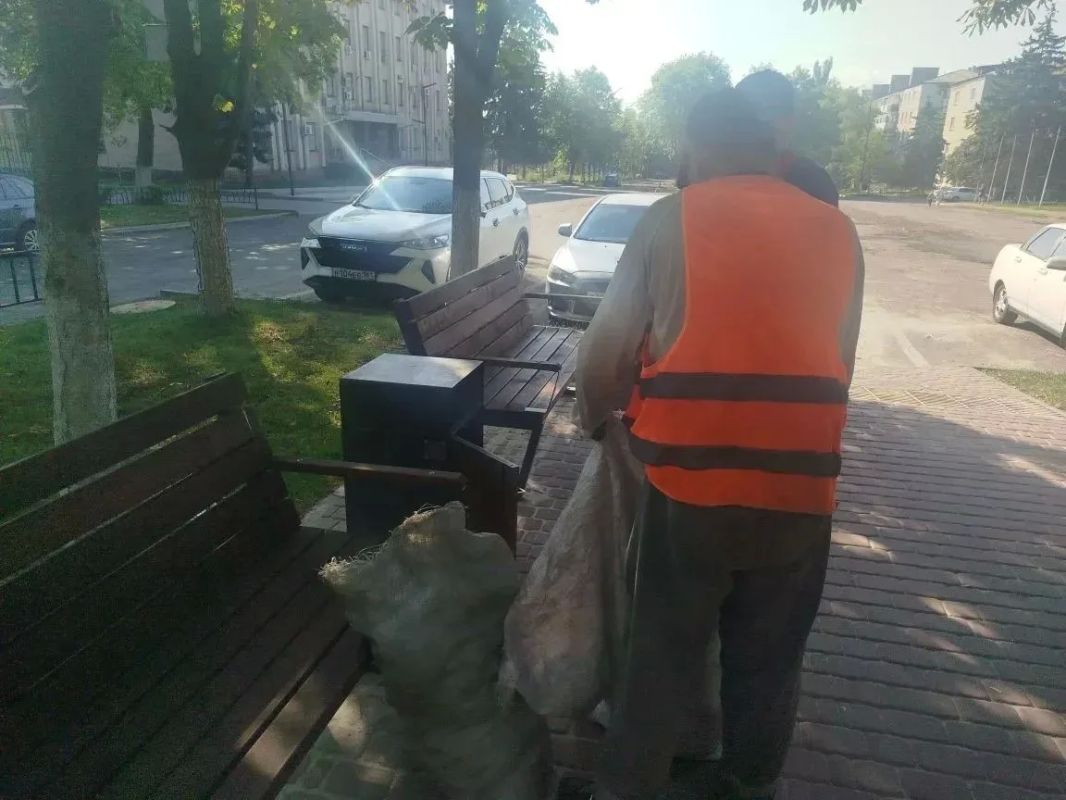 Андрей Рубанцов: Чистота города начинается с простых, но важных дел Андрей Рубанцов: Чистота города начинается с простых, но важных дел