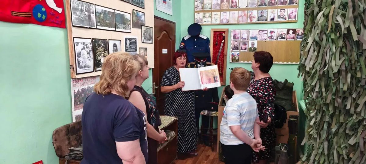 В Белореченском доме культуры состоялся вечер памяти «Страницы прошлого и настоящего рядом» В Белореченском доме культуры состоялся вечер памяти «Страницы прошлого и настоящего рядом»