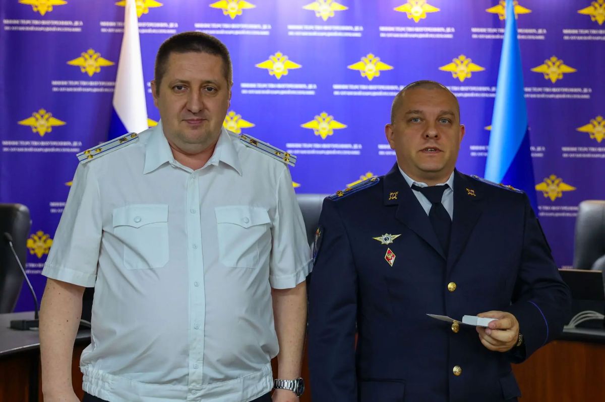 В преддверии Дня сотрудника органов следствия в республиканском МВД наградили отличившихся правоохранителей В преддверии Дня сотрудника органов следствия в республиканском МВД наградили отличившихся правоохранителей