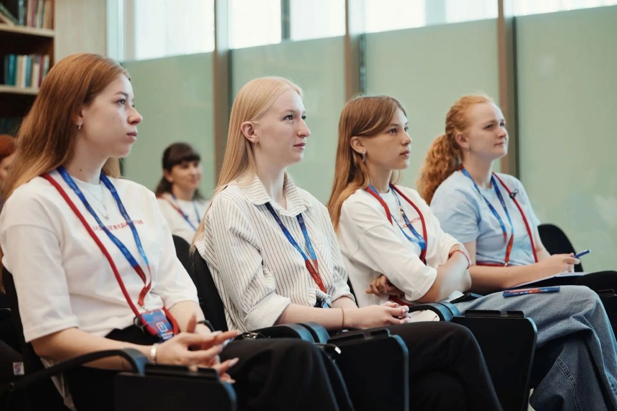 Мечтаешь попасть на крупные форумы и прокачаться в своём деле? Смотри, как это работает — на примере нашей активистки Анны Гарбарчук Мечтаешь попасть на крупные форумы и прокачаться в своём деле? Смотри, как это работает — на примере нашей активистки Анны Гарбарчук