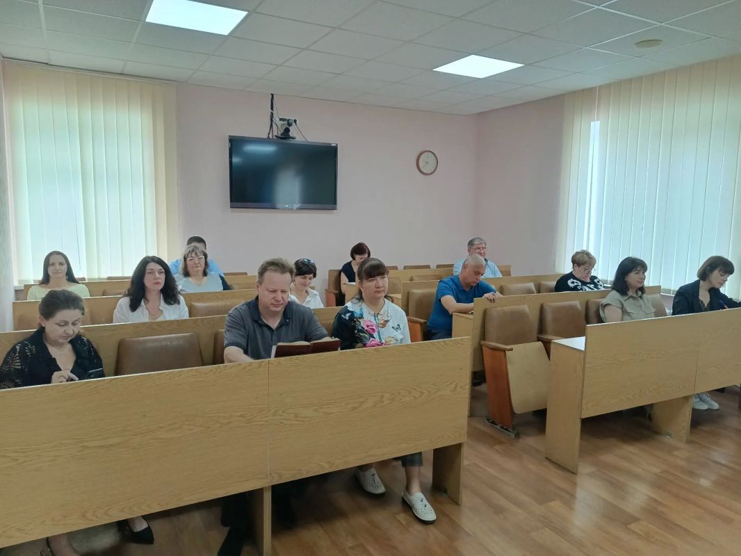 В Администрации города Ровеньки состоялось плановое рабочее совещание