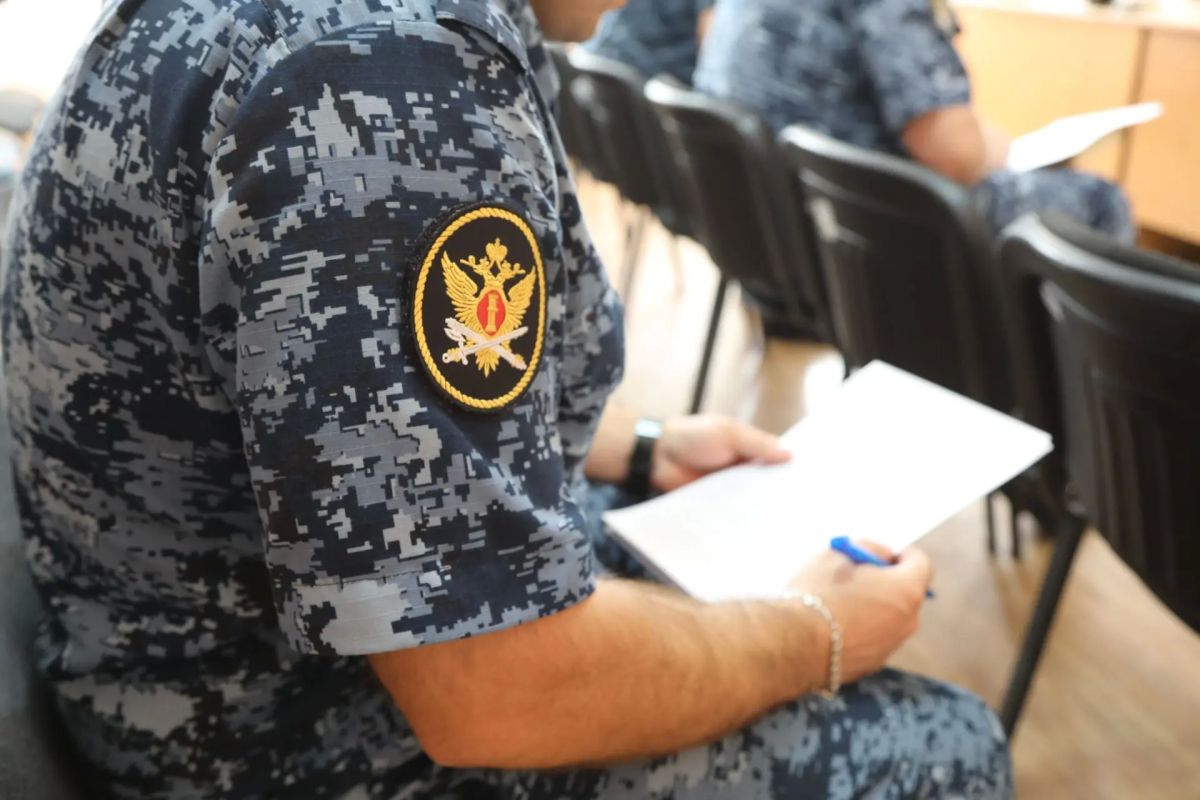 В УФСИН России по ЛНР определили лучшего сотрудника отделов режима и надзора В УФСИН России по ЛНР определили лучшего сотрудника отделов режима и надзора