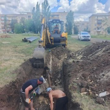 Андрей Губарев: Специалисты из регионашефа выполнили ремонтные работы на участке тепловой сети в Первомайске
