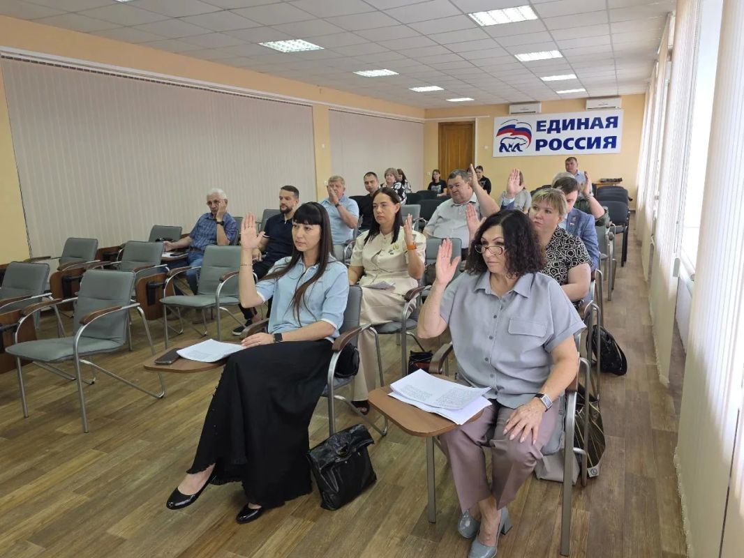 В Администрации города Красный Луч 24 июля прошло очередное заседание Совета городского округа В Администрации города Красный Луч 24 июля прошло очередное заседание Совета городского округа