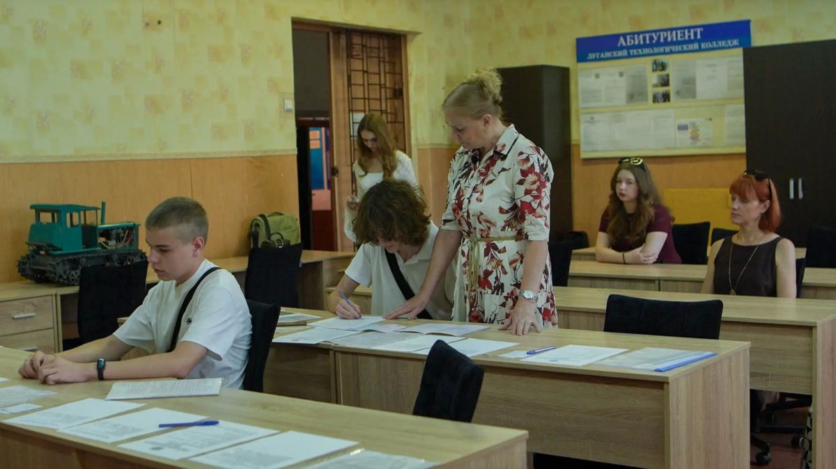 Иван Кусов: Продолжается приемная кампания в образовательные учреждения Луганской Народной Республики Иван Кусов: Продолжается приемная кампания в образовательные учреждения Луганской Народной Республики