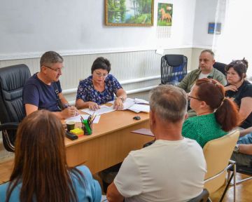 Владимир Чернев: Провёл рабочее совещание с руководителями подведомственных учреждений Администрации Старобельского муниципального округа
