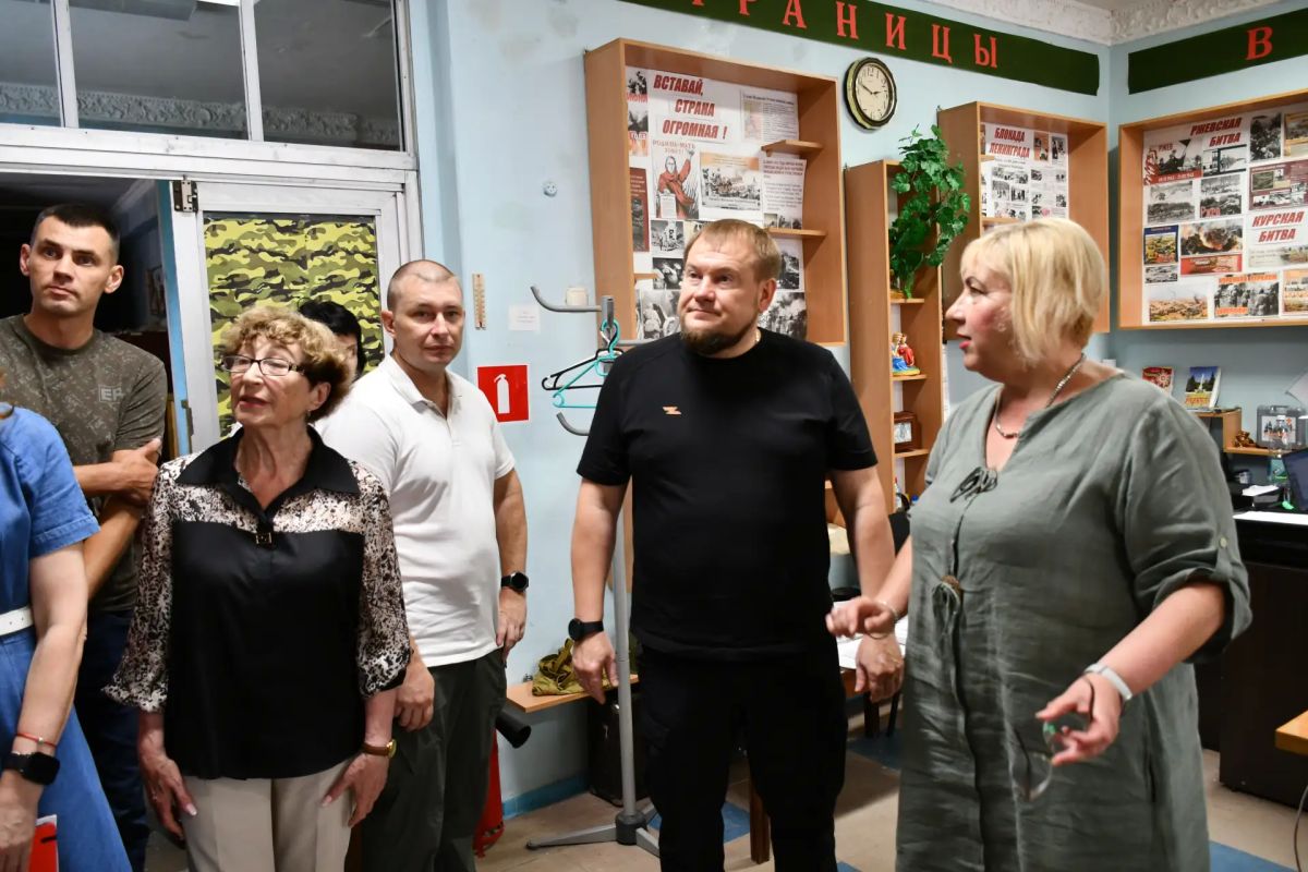 Зампредседателя парламента Денис Колесников посетил Рубежное Зампредседателя парламента Денис Колесников посетил Рубежное