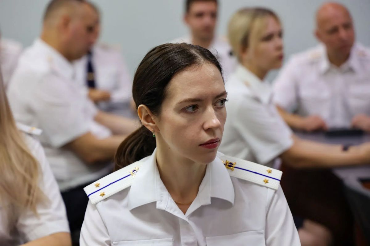 В преддверии Дня сотрудника органов следствия в республиканском МВД наградили отличившихся правоохранителей В преддверии Дня сотрудника органов следствия в республиканском МВД наградили отличившихся правоохранителей