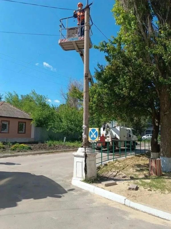На улице Ярового в Луганске спустя три десятилетия зажглись фонари