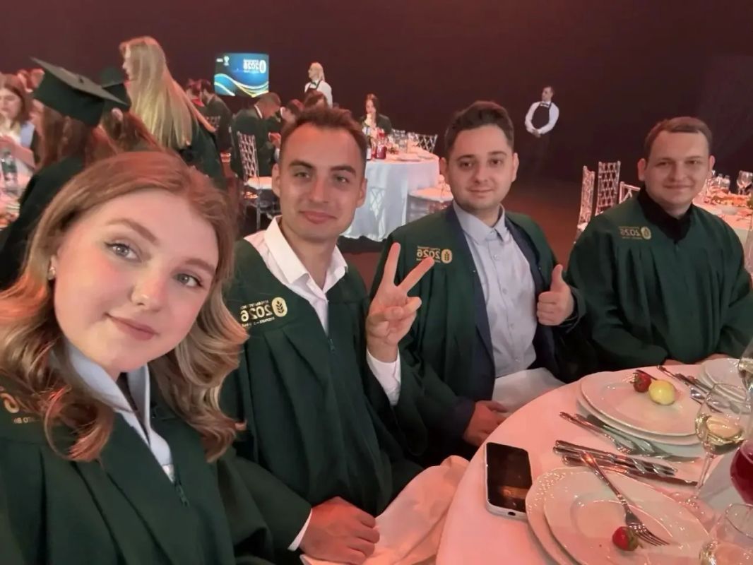 Лучшие выпускники ЛГАУ — на Всероссийском «АгроВыпускном-2026» в Москве Лучшие выпускники ЛГАУ — на Всероссийском «АгроВыпускном-2026» в Москве