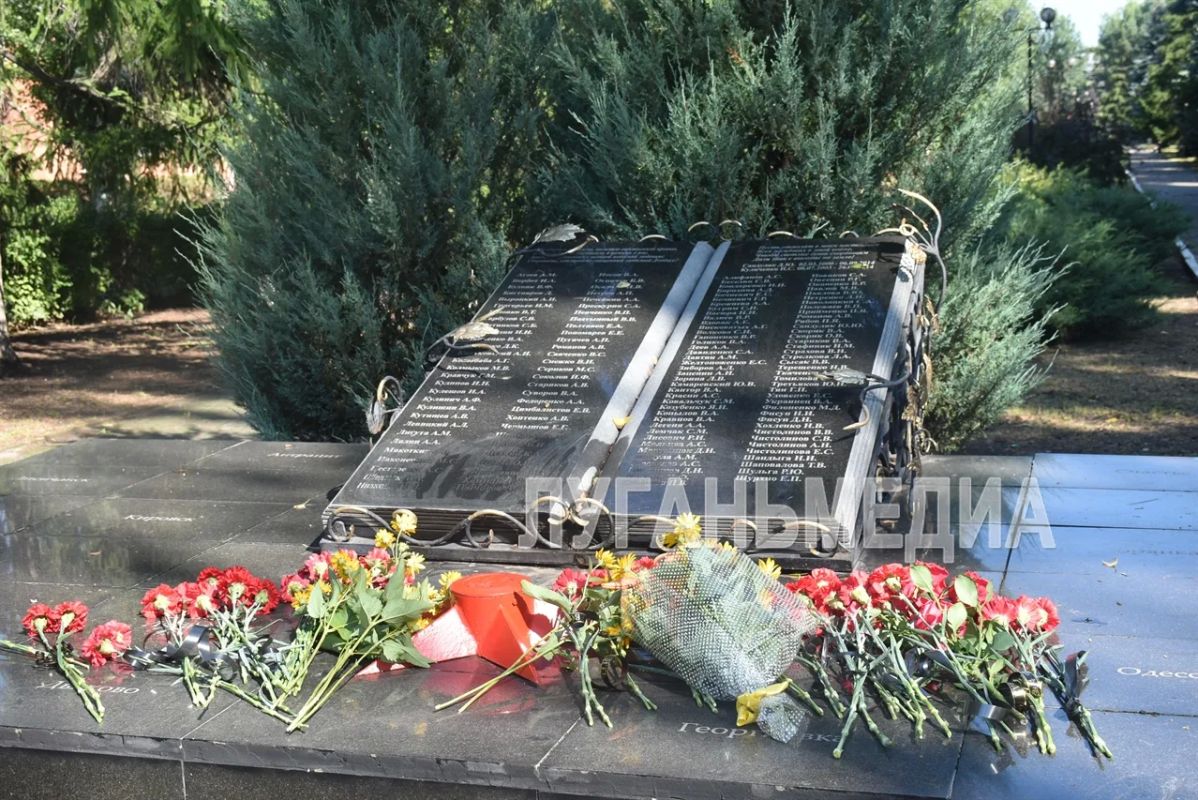 Жители муниципалитета почтили память погибших земляков Жители муниципалитета почтили память погибших земляков