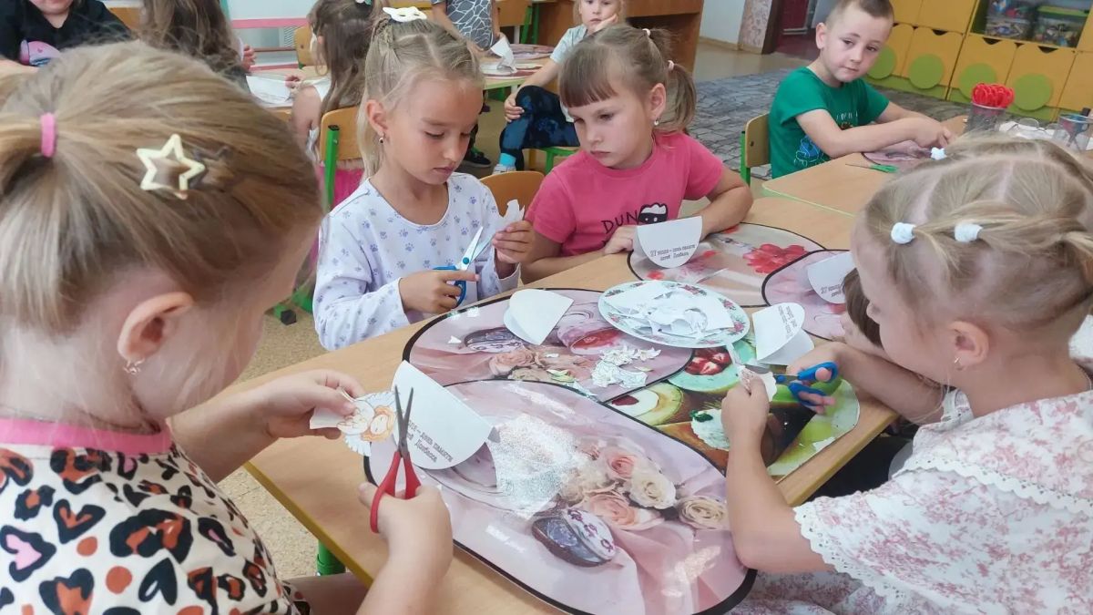 В этот день, 27 июля, мы склоняем головы в память о детях, чьё детство оборвалось слишком рано В этот день, 27 июля, мы склоняем головы в память о детях, чьё детство оборвалось слишком рано