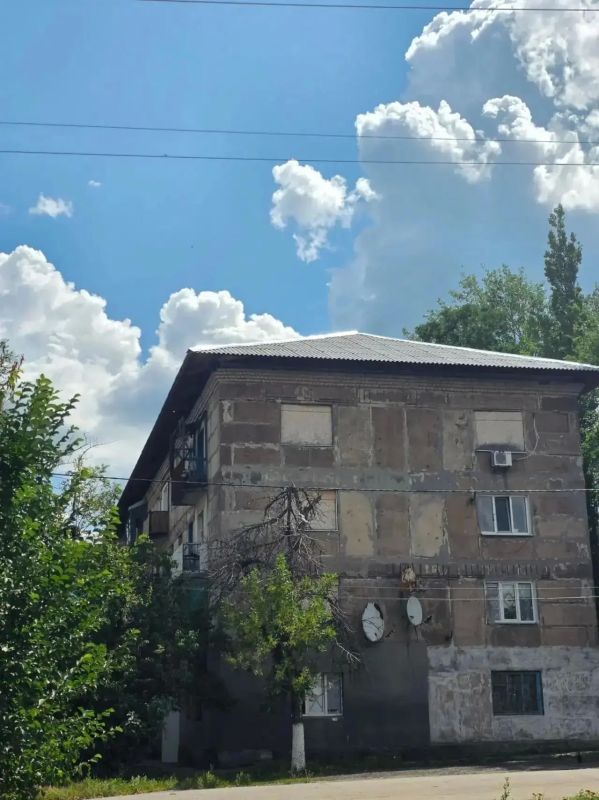 Калужане завершили ремонт многоквартирного дома в городе Горское Калужане завершили ремонт многоквартирного дома в городе Горское