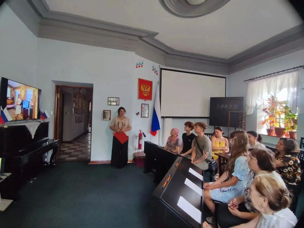 Оренбургские активисты организовали досуг для юных перевальчан Оренбургские активисты организовали досуг для юных перевальчан
