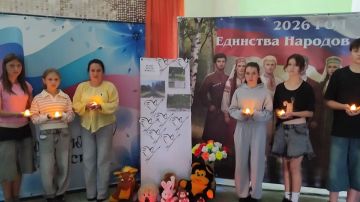 «Белые ангелы Донбасса». В Доме культуры пгт Михайловка состоялся урок мужества «Белые ангелы Донбасса». Мероприятие было приурочено ко Дню памяти детей — жертв войны в Донбассе