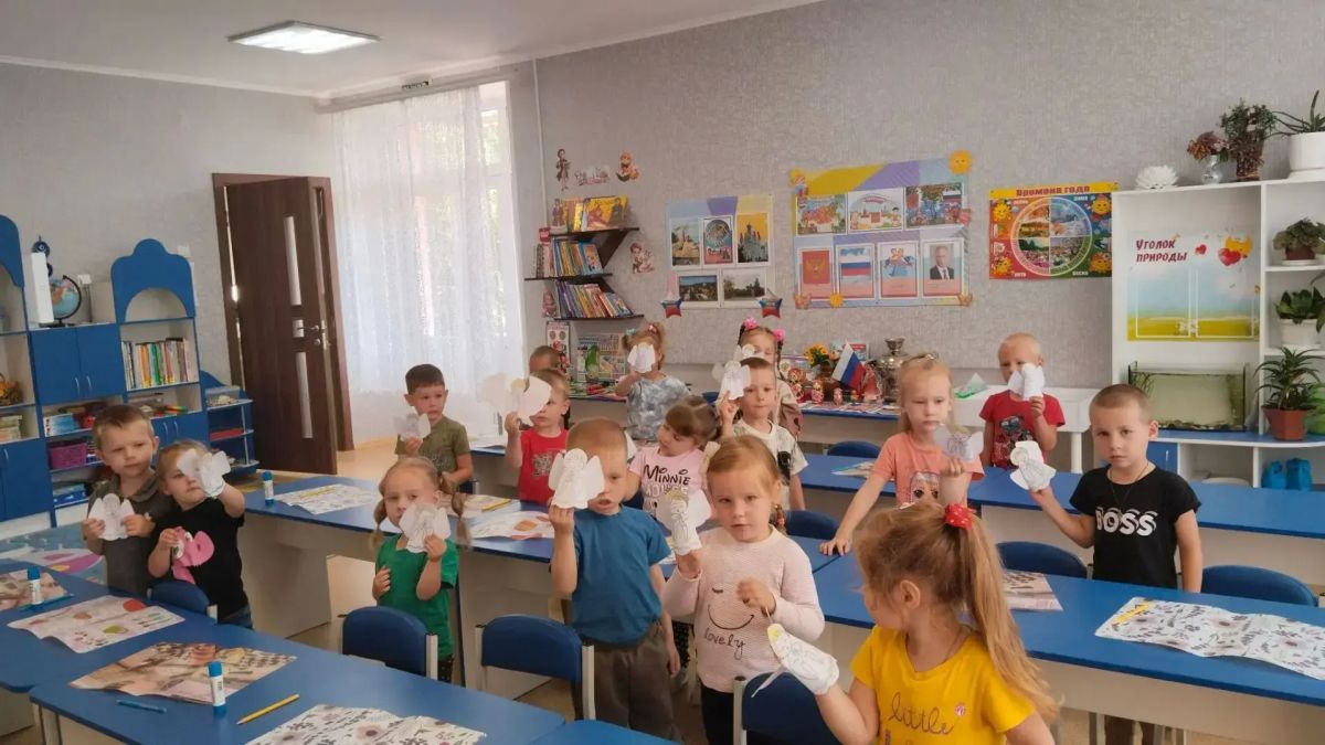 В этот день, 27 июля, мы склоняем головы в память о детях, чьё детство оборвалось слишком рано В этот день, 27 июля, мы склоняем головы в память о детях, чьё детство оборвалось слишком рано