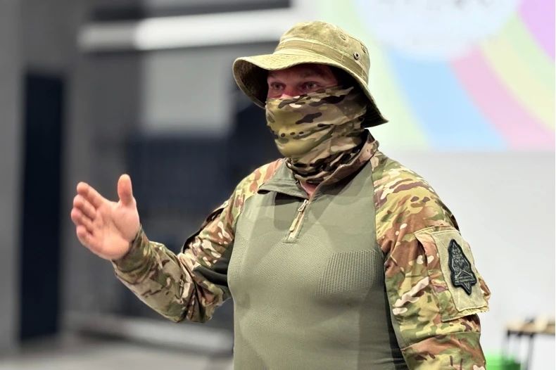 В Свердловском Молодежном центре состоялось важное и крайне актуальное событие – гостями площадки стали инструкторы по тактической медицине из войсковой части 40054 В Свердловском Молодежном центре состоялось важное и крайне актуальное событие – гостями площадки стали инструкторы по тактической медицине из войсковой части 40054