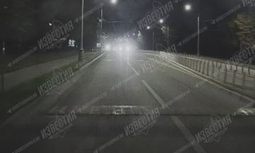 Момент падения беспилотника типа «Хорнет» в районе «ЛТК Арены» в Луганске