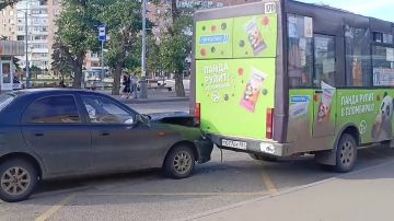 «Панда рулит»…. Авария в районе городка ОР в Луганске