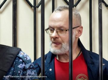 Свердловский облсуд оставил без изменения приговор Андрею Овчинникову (по прозвищу Овчина) по делу об убийстве целителя Алексея Суродеева (Колдуна)