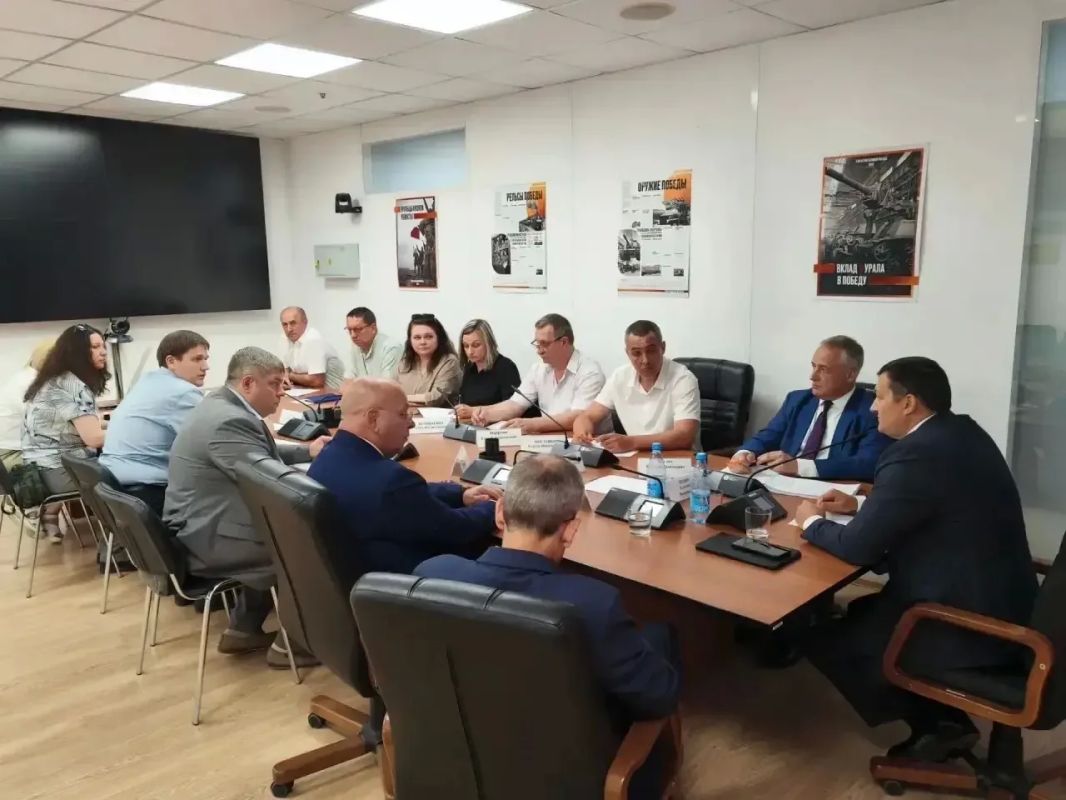 Заместитель руководителя Ространснадзора провёл рабочее совещание в Уральском федеральном округе Заместитель руководителя Ространснадзора провёл рабочее совещание в Уральском федеральном округе