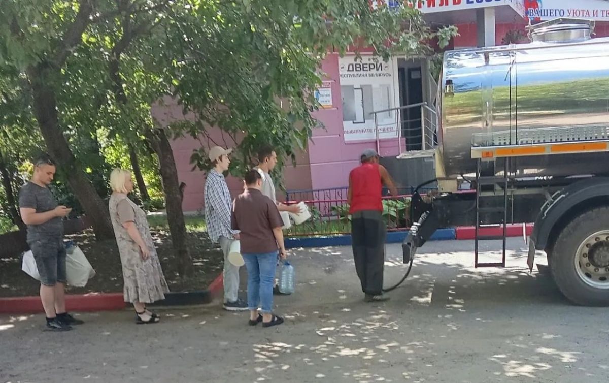 Коммунальными службами проведены работы на территории города Коммунальными службами проведены работы на территории города