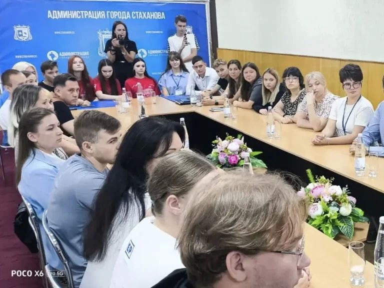 Иван Санаев: В Стаханове провёл несколько встреч Иван Санаев: В Стаханове провёл несколько встреч